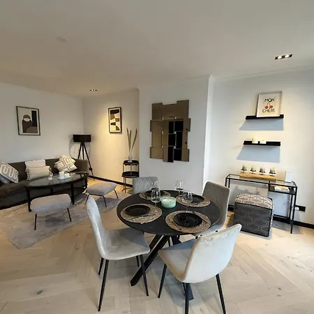 Central Amsterdam 2Br Penthouse With Balcony Near Van Gogh Museum Amsterdam