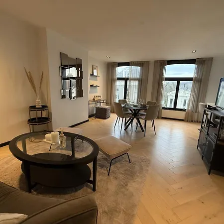 Lejlighed Central Amsterdam 2Br Penthouse With Balcony Near Van Gogh Museum Amsterdam